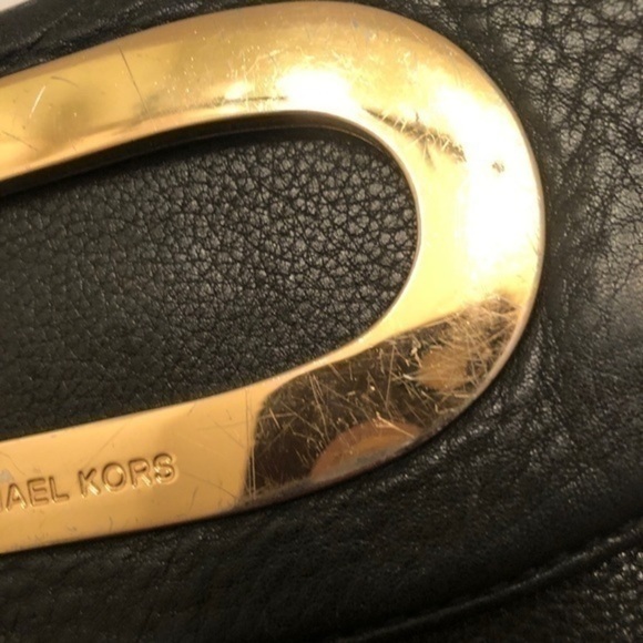 Michael kors black leather crossbody bag - Picture 4 of 10